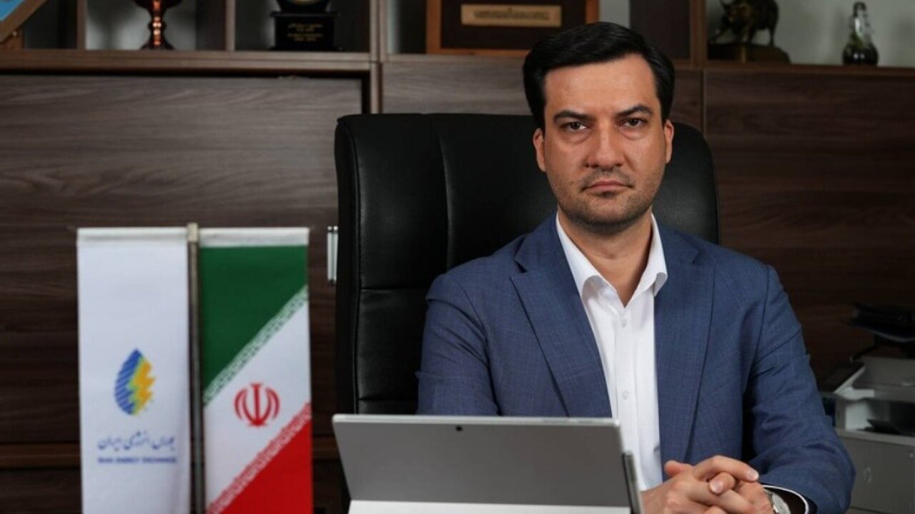 جزئیات مرحله پنجم عرضه بنزین سوپر در بورس انرژی/ ۳۰۰ هزار لیتر بنزین سوپر در مرحله پنجم عرضه می‌شود