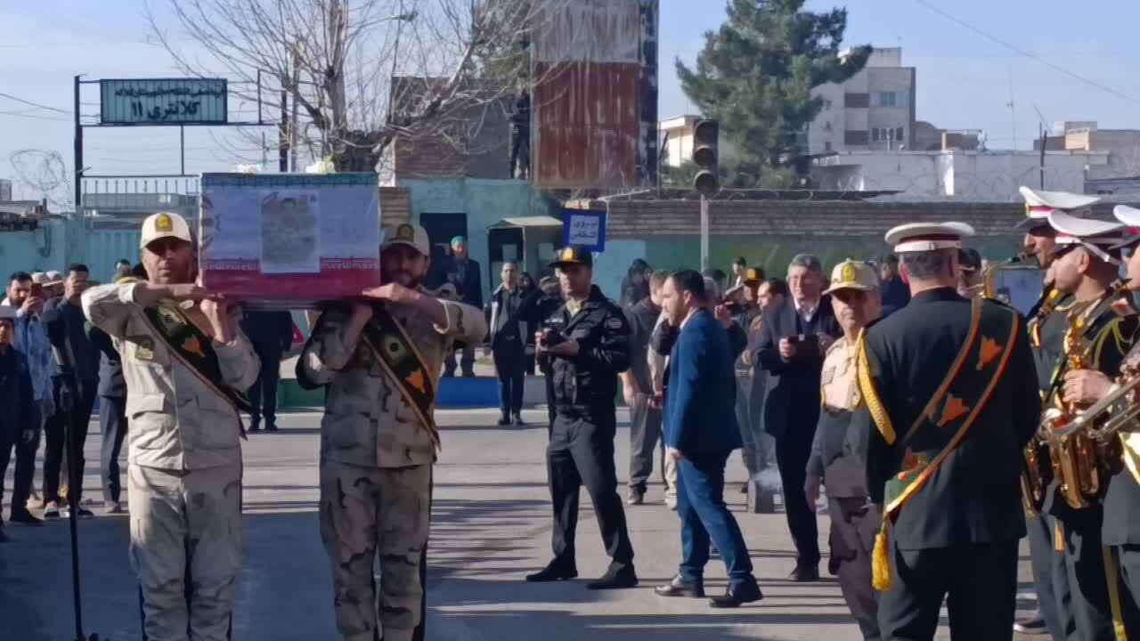 وداع با شکوه مردم کلاله با سرهنگ دوم هادی سدیذی + عکس