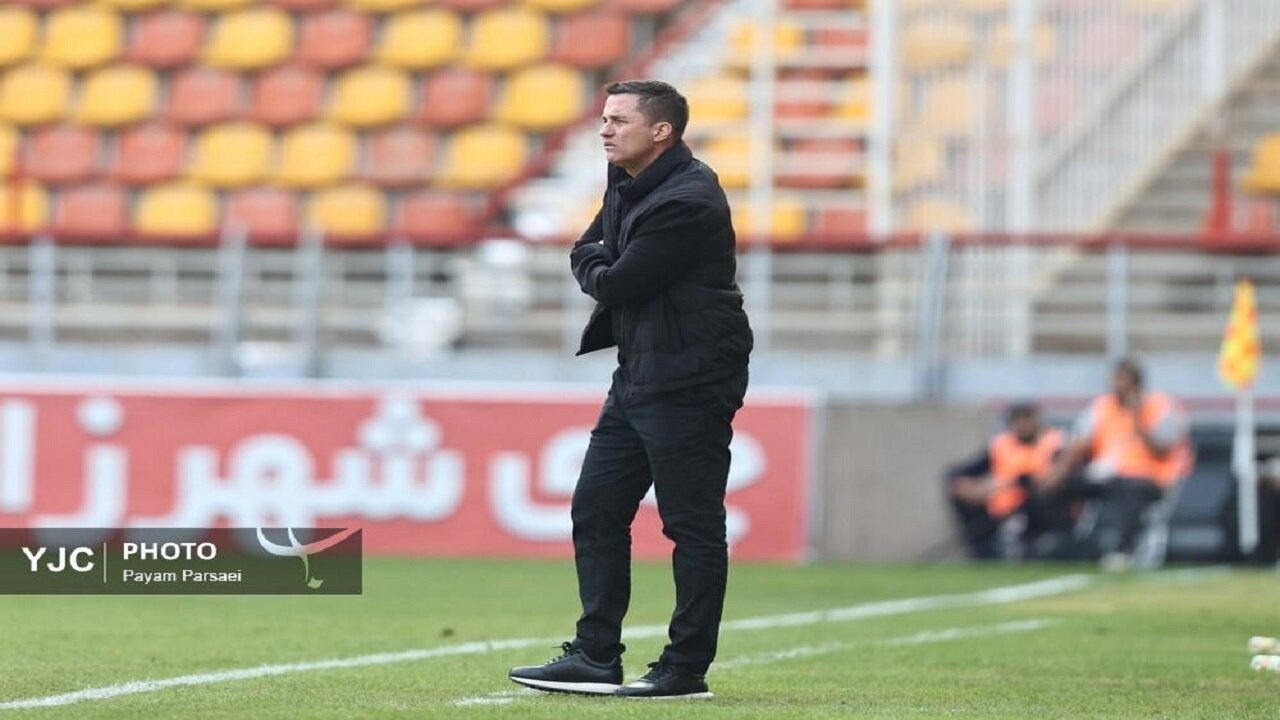 اوسمار خواستار جذب هافبک دفاعی شد