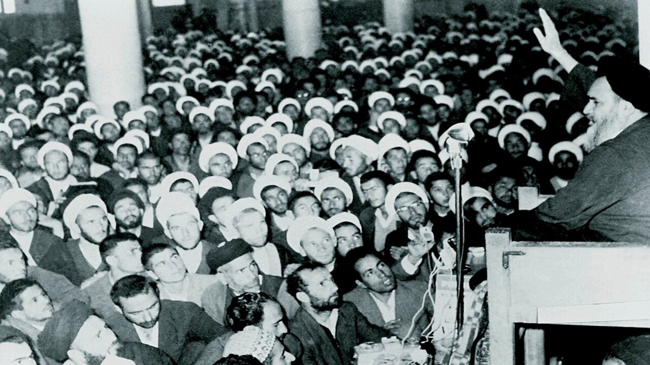 شعارهای استقلالطلبانه محمدرضا پهلوی؛ از ادعا تا عمل
