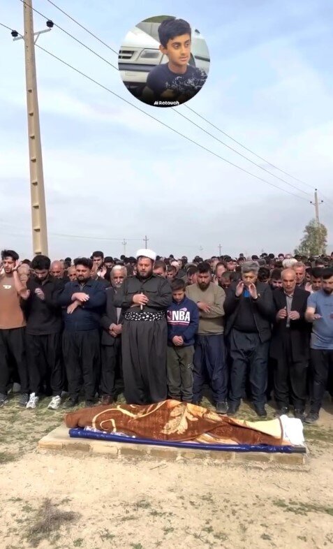 حضور شگف‌ انگیز کردها در خاکسپاری نوجوان بلوچ  + فیلم