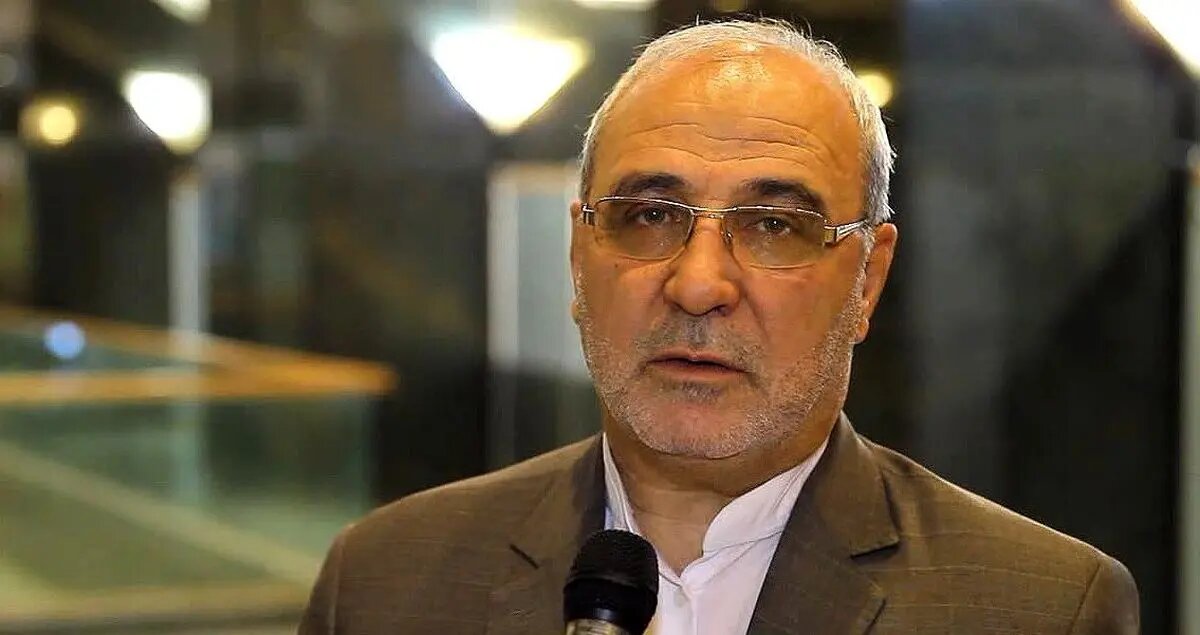 باید عدد ثابتی مطابق تورم ۶۲ درصدی به حقوق کارگران اضافه شود؛ تعیین درصد جواب نمی‌دهد