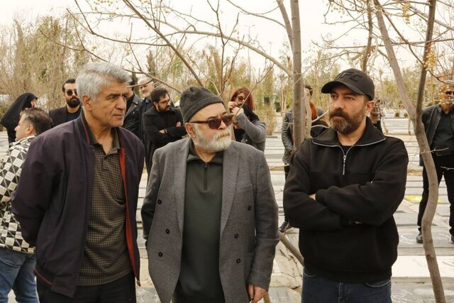 خاکسپاری یک فعال سینما با حضور مجید صالحی، حسن فتحی، شمقدری و…