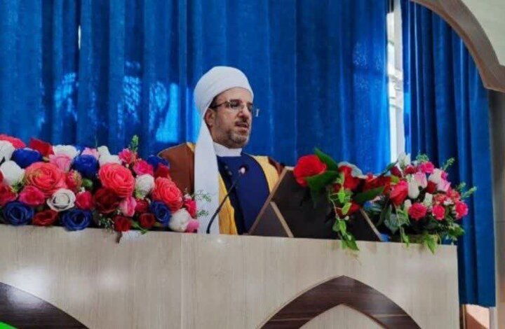 امام‌جمعه روانسر: رمضان مدرسه تقوا و خودسازی است