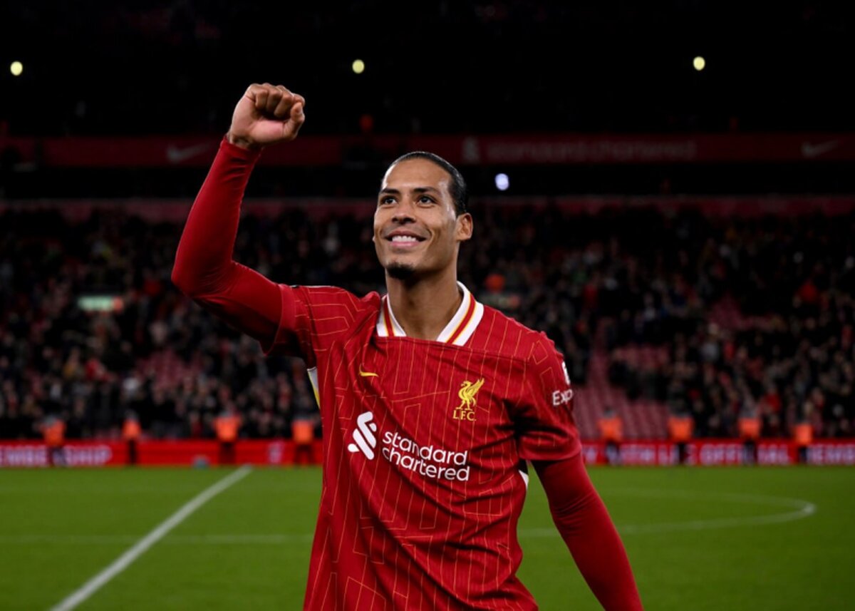 فن دایک در میان گلزنترین مدافعان لیگ جزیره