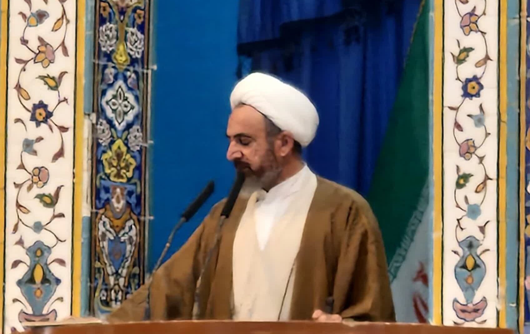 ملت ایران در آزمون وفاداری سربلند شد / مسئولان پاسخ اعتماد مردم را با مهار تورم بدهند