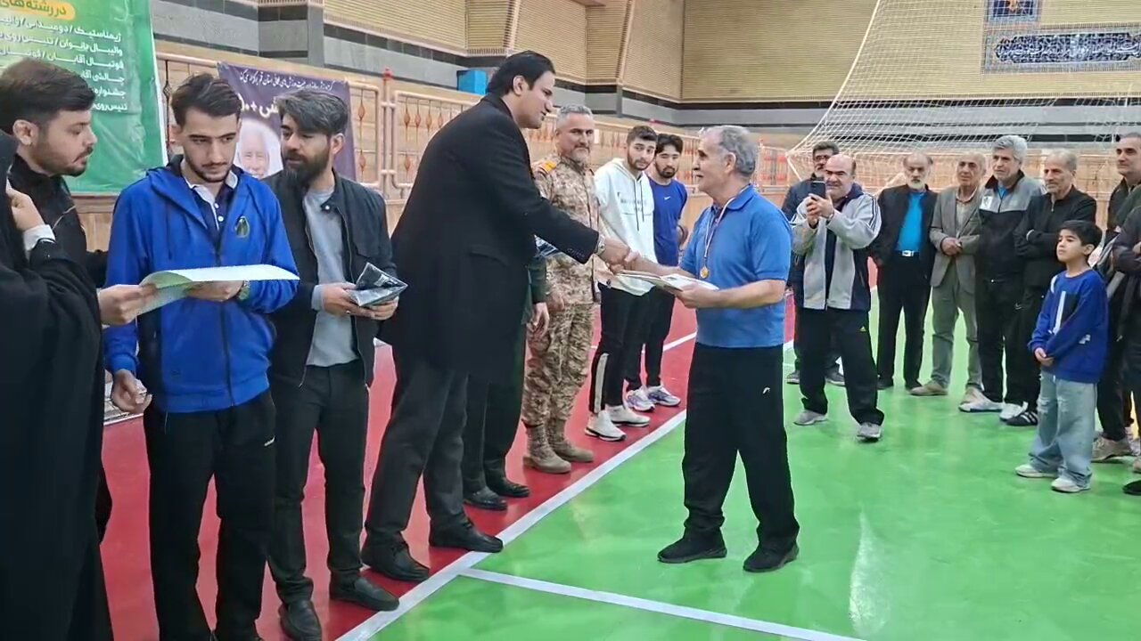 چالش ۵۰ تا ۷۰ سالهها در قم؛ جشنواره «فجر ظهور» برگزیدگان خود را شناخت