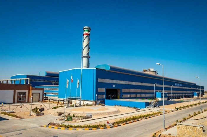 طلسم واگذاری آلومینای ایران شکست، معامله سهام پس از ۸ عرضه ناموفق انجام شد