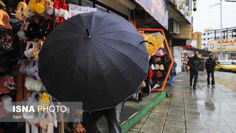ورود سامانه بارشی به کشور طی امروز/ کاهش دما در نیمه شمالی و جنوب شرق ایران
