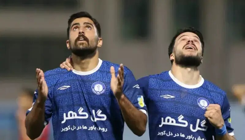 گزارش زنده؛ گل‌گهر 3 - 1 پرسپولیس