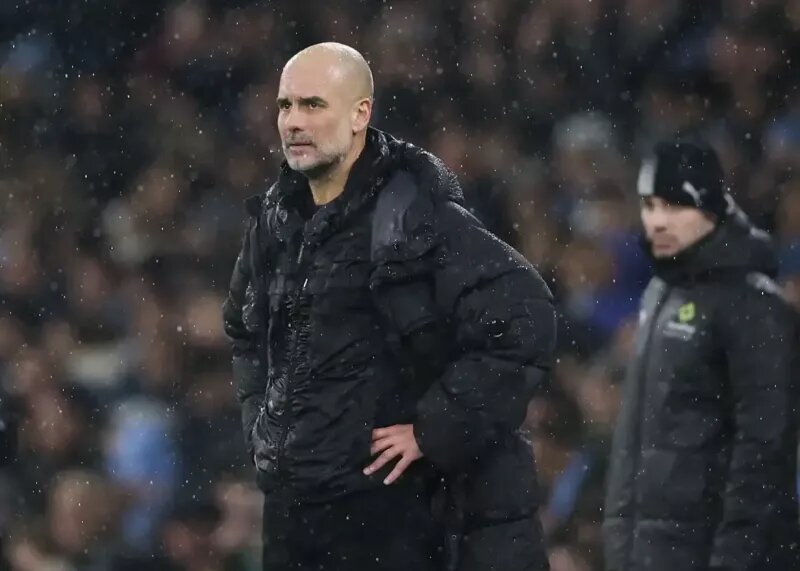 هواداران منچسترسیتی به گواردیولا پشت کردند