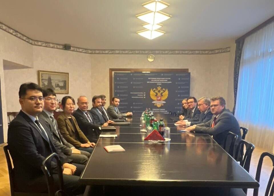 دیدار سه‌جانبه سفرای تهران، پکن و مسکو در وین با محوریت برنامه هسته‌ای ایران