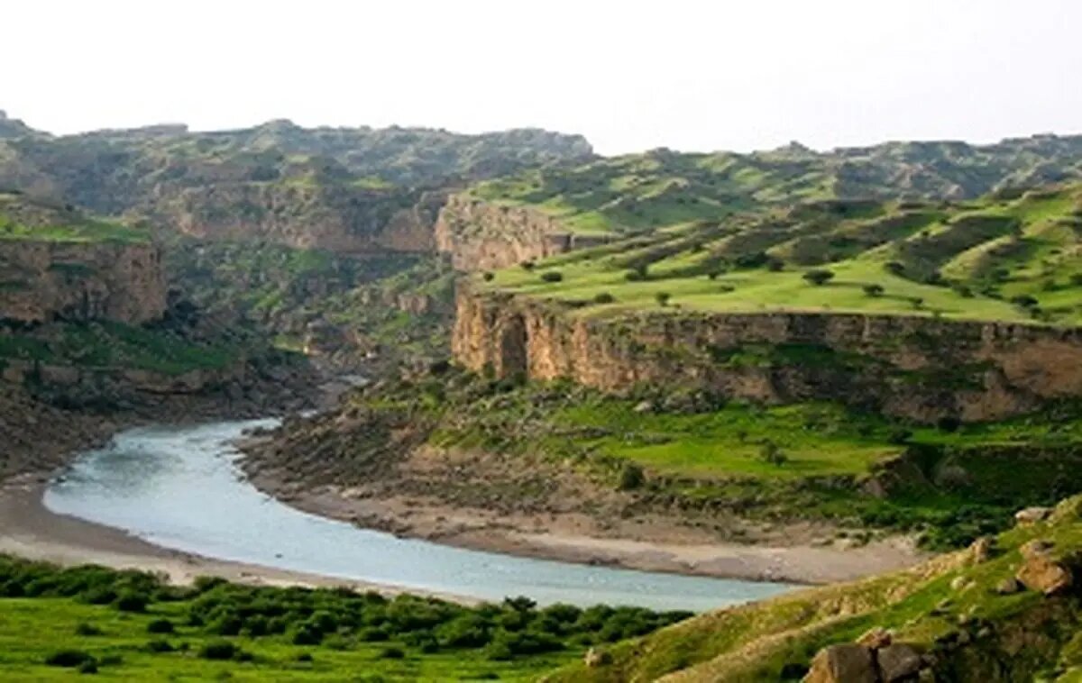 پایش مستمر کیفیت آب رودخانه زهره در پایین‌دست سد چمشیر