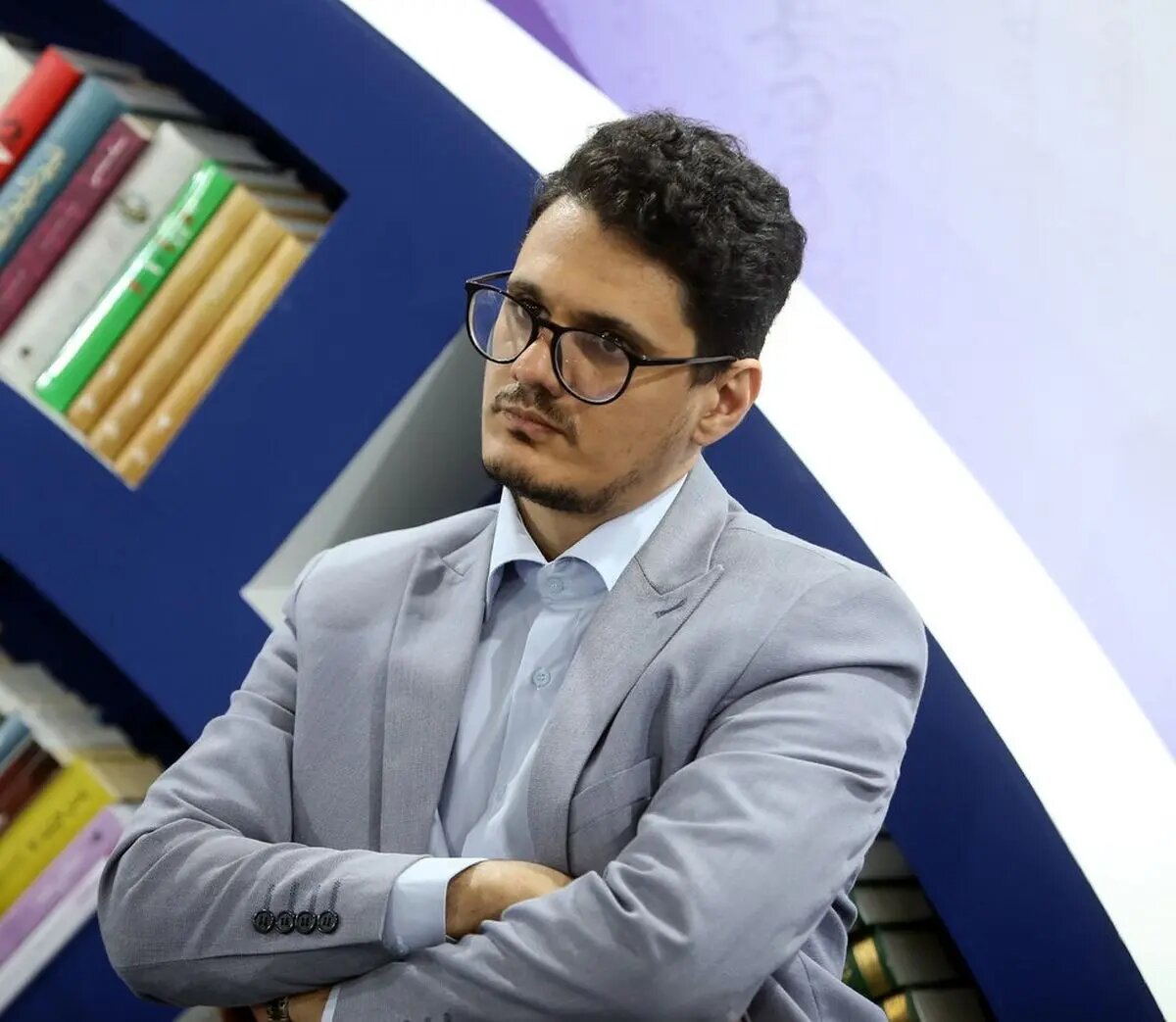 تاریخ شفاهی تجربه‌های امنیتی، اقتصادی و سیاسی افراد مهم را زنده نگاه می‌دارد/  تزریق میلیاردها دلار به بنیاد فورد و هاروارد نشان‌دهنده خروجی مهم تاریخ‌نگاری است