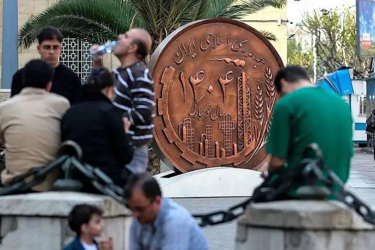 افت سرمایهگذاری در ایران/ خارجیها که رفتند، ایرانیان هم عقب کشیدند