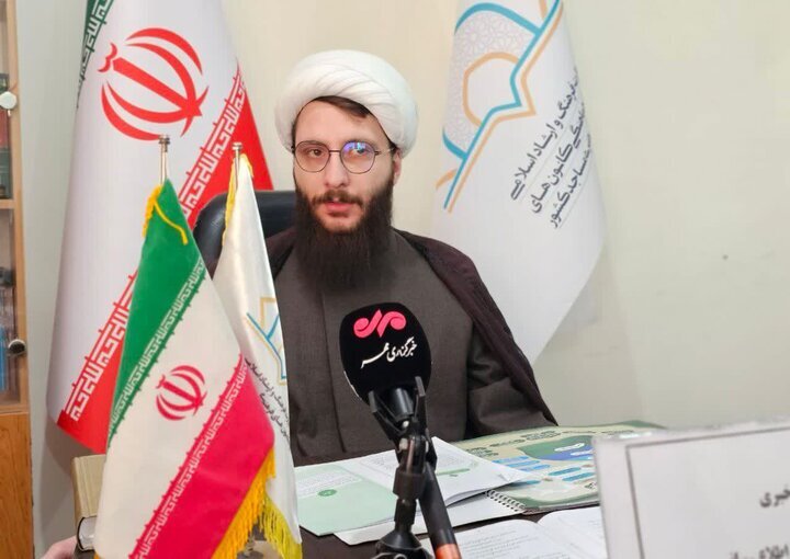حاجتی: برنامههای آموزشی و رسانهای مساجد در رمضان تقویت میشود