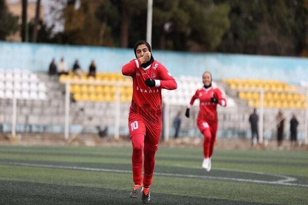 پرسپولیس و عنوان هفتمی برای اولین فصل/ شمارش معکوس برای نخستین دربی!