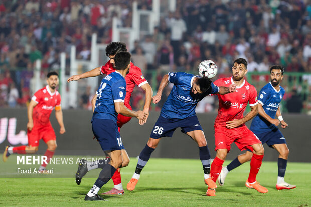 گلگهر مقابل پرسپولیس به دنبال دو هدف/ یک استقلالی به دنبال فرار