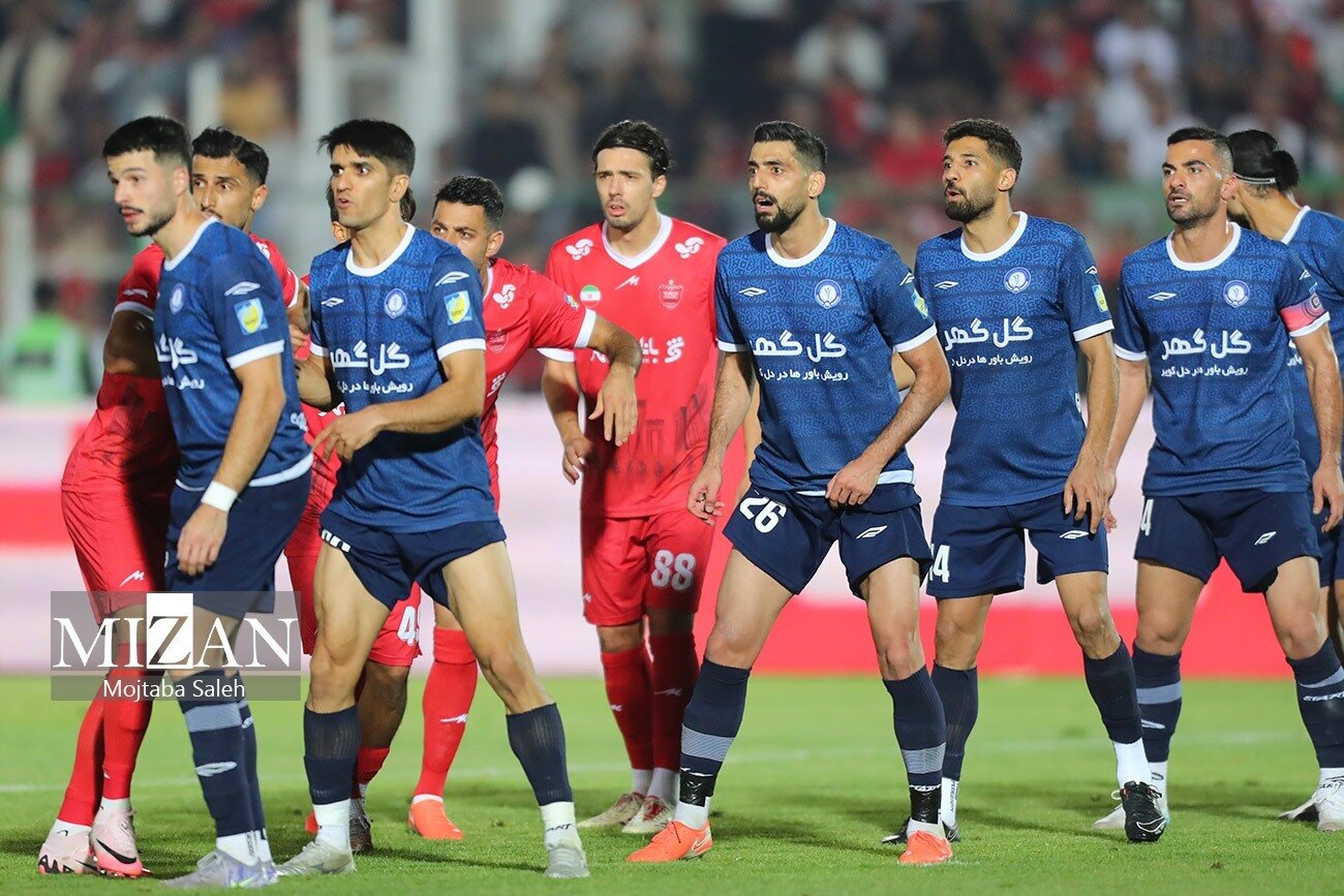 گلگهر - پرسپولیس؛ نبرد برای تاجگذاری موقت/ از طلسم ۶ ساله تارتار تا لشگر زخمی سرخها در سیرجان