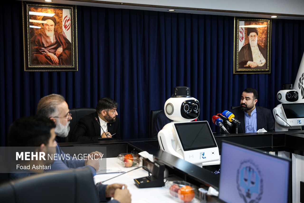 رونمایی از ربات وکیل‌یار