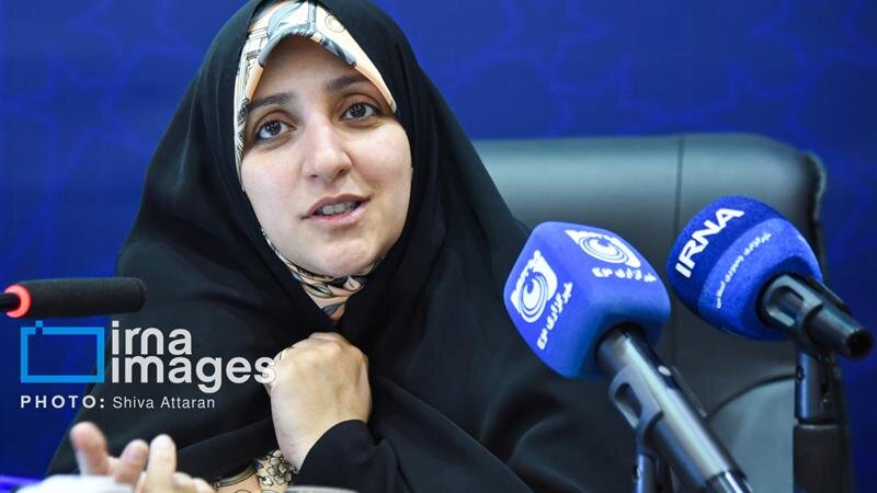 ارتقای مهارتهای ارتباطی و تربیتی والدین ضامن ثبات و پایداری خانواده است