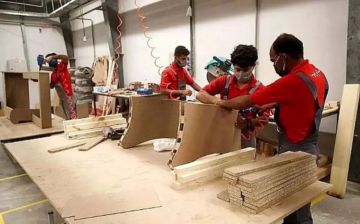 مطالبات سه ماهه کارگران «کیش چوب»/ حقوق آبان ۴۰ درصد از کارگران پرداخت شد