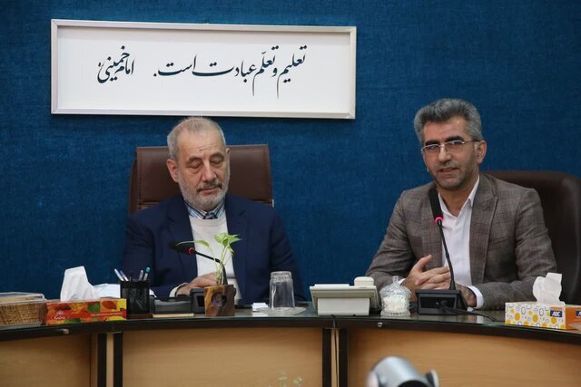 لزوم ترکیب پژوهشهای بومی با یافتههای هوش مصنوعی به منظور ارتقاء سواد پایه