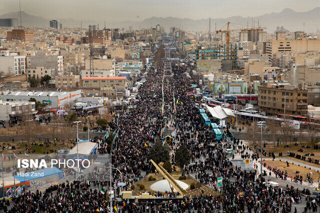 مردم آمدند؛ ما هم به حرف‌هایی که می زنیم عمل کنیم