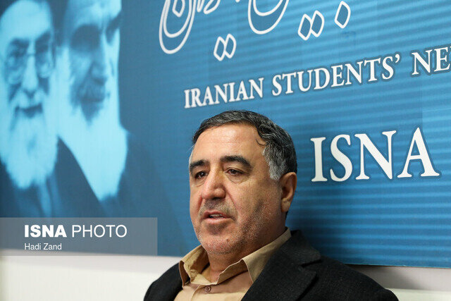 محبینیا: قدردانی از مردم مستلزم اصلاح رفتار نظام و مهار تورم است