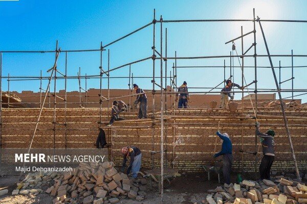 درمان لوکس و بی‌سقف؛ تبعیض ساختاری در برابر جامعه کارگری