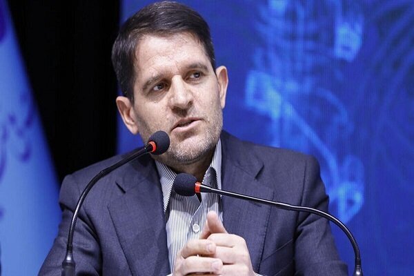 معاون وزیر نفت: کمبود خوراک چالش اصلی تولید در پتروشیمی ها