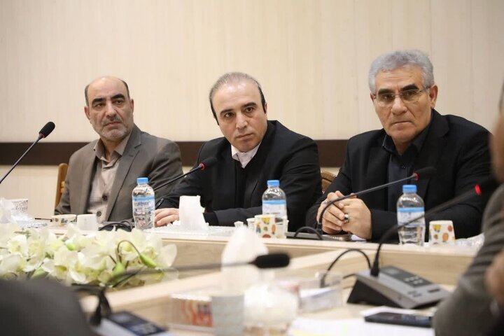 خلیلی: نمایشگاههای عرضه کالاهای اساسی در اردبیل برپا میشود