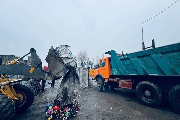 جمع‌آوری بیش از ۴ تن پسماند خشک غیرمجاز در منطقه ۱۹