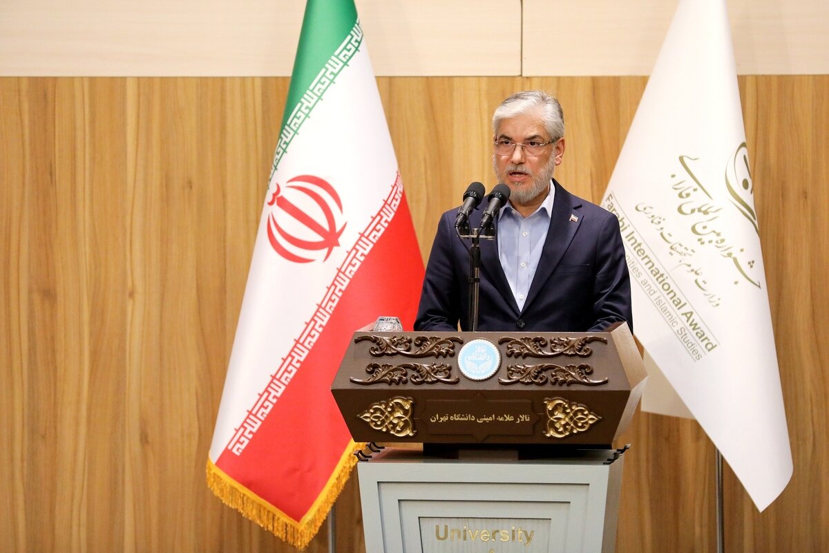 وزیر علوم: همبستگی‌آفرینی و حس تعلق در مردم شکست اهداف شوم دشمنان را در پی خواهد داشت