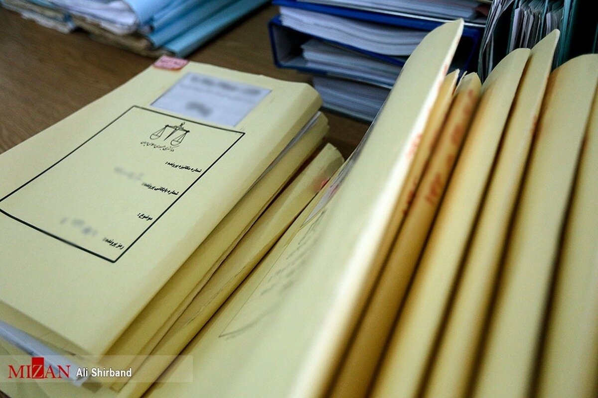 پیگیری ۲ پرونده کثیرالشاکی مسکن در استان مرکزی با اجرای مصوبات سفر پیشین رئیس قوه قضاییه/تحویل واحدهای مسکن فرهیختگان و سامانه گستر