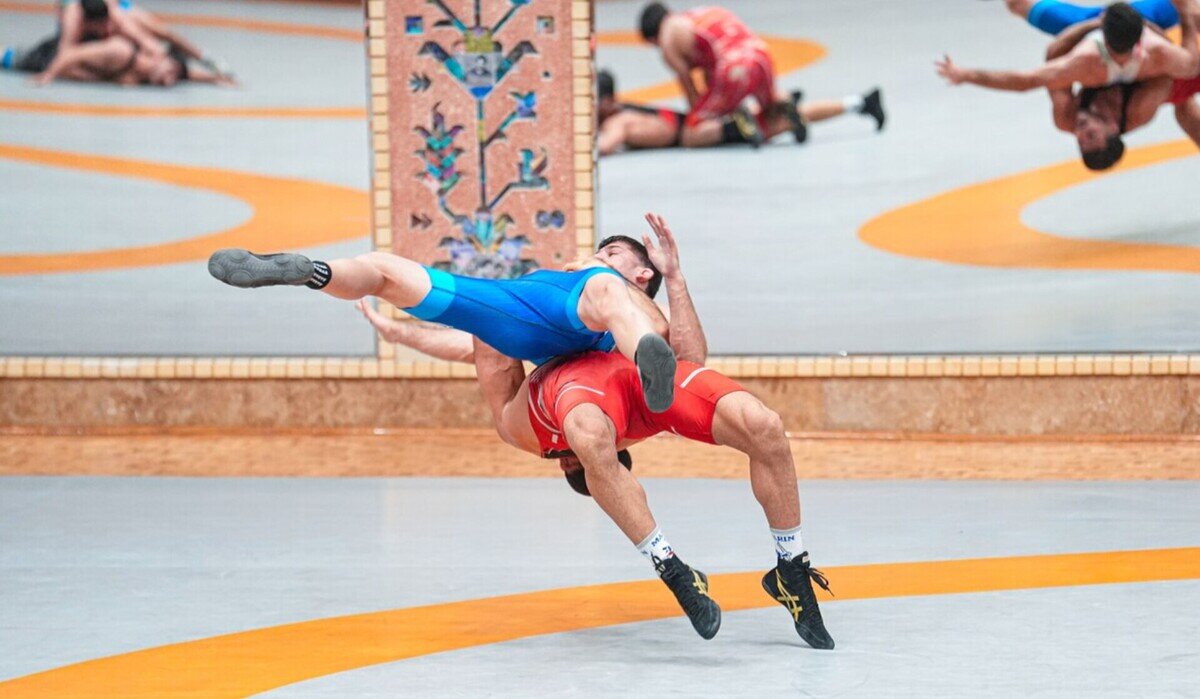 برگزاری اردوی تیم ملی کشتی فرنگی/ غیبت قهرمان المپیک!