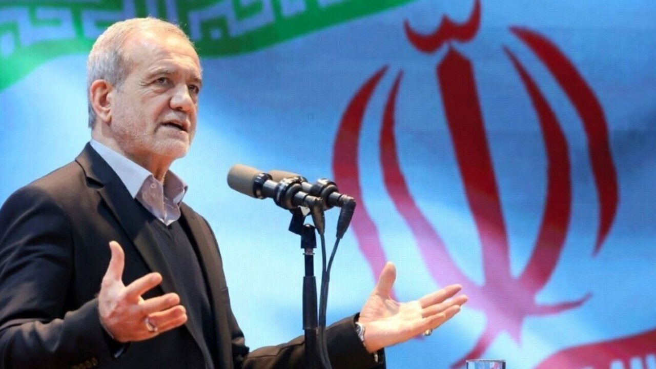 پزشکیان:اگر طبابت اجتماعی ندانیم زخم جامعه تبدیل به مرگ میشود/ باید خودمان را اصلاح کنیم