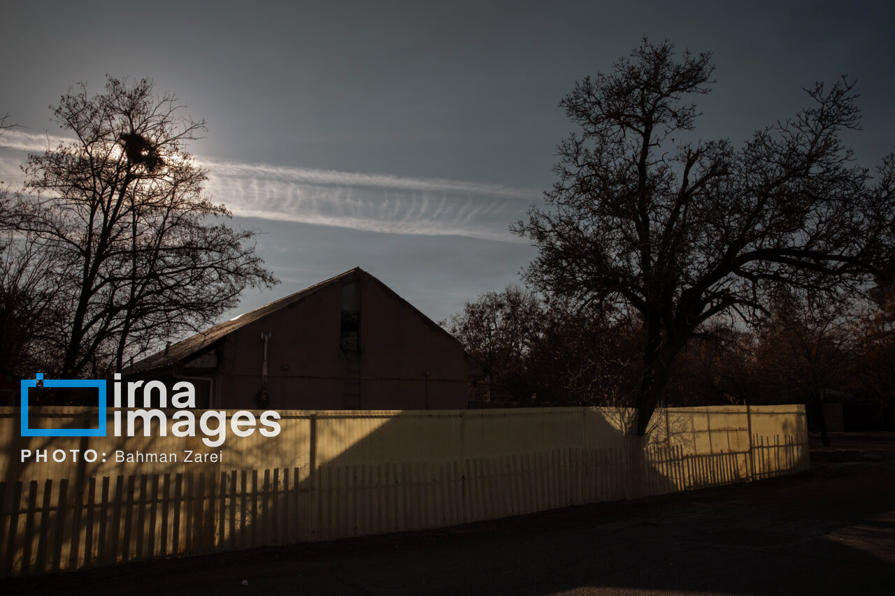 میان کوچ و ماندن