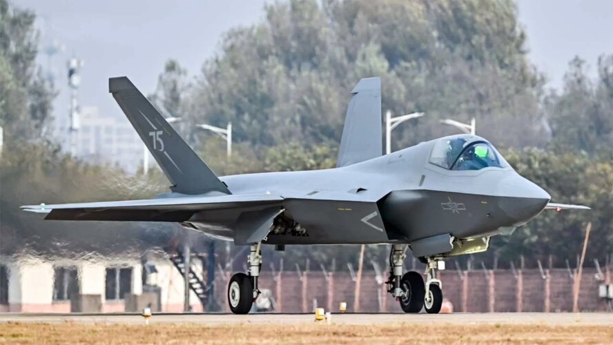 آیا جنگنده نسل پنجمی J-35 چین تهدیدی برای F-35 آمریکا خواهد بود؟