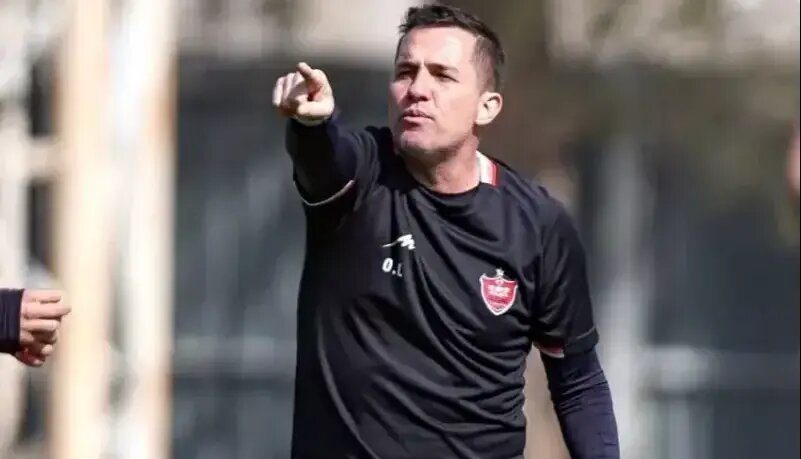 استعفای اوسمار از پرسپولیس تکذیب شد