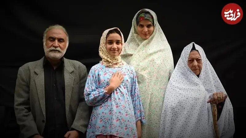 غزاله اکرمی با چادر در پشت‌صحنه سریال «سوجان»