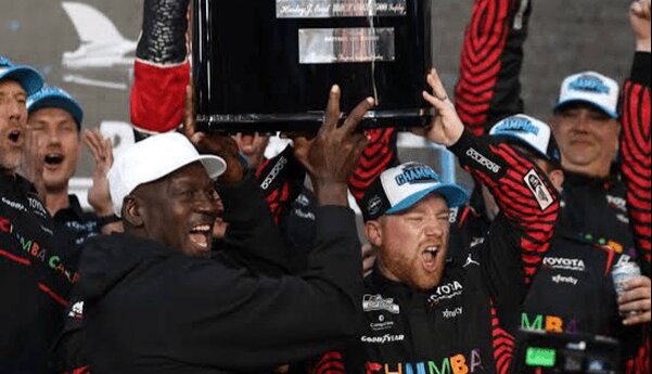 مایکل جردن در اتومبیلرانی هم طعم قهرمانی را چشید