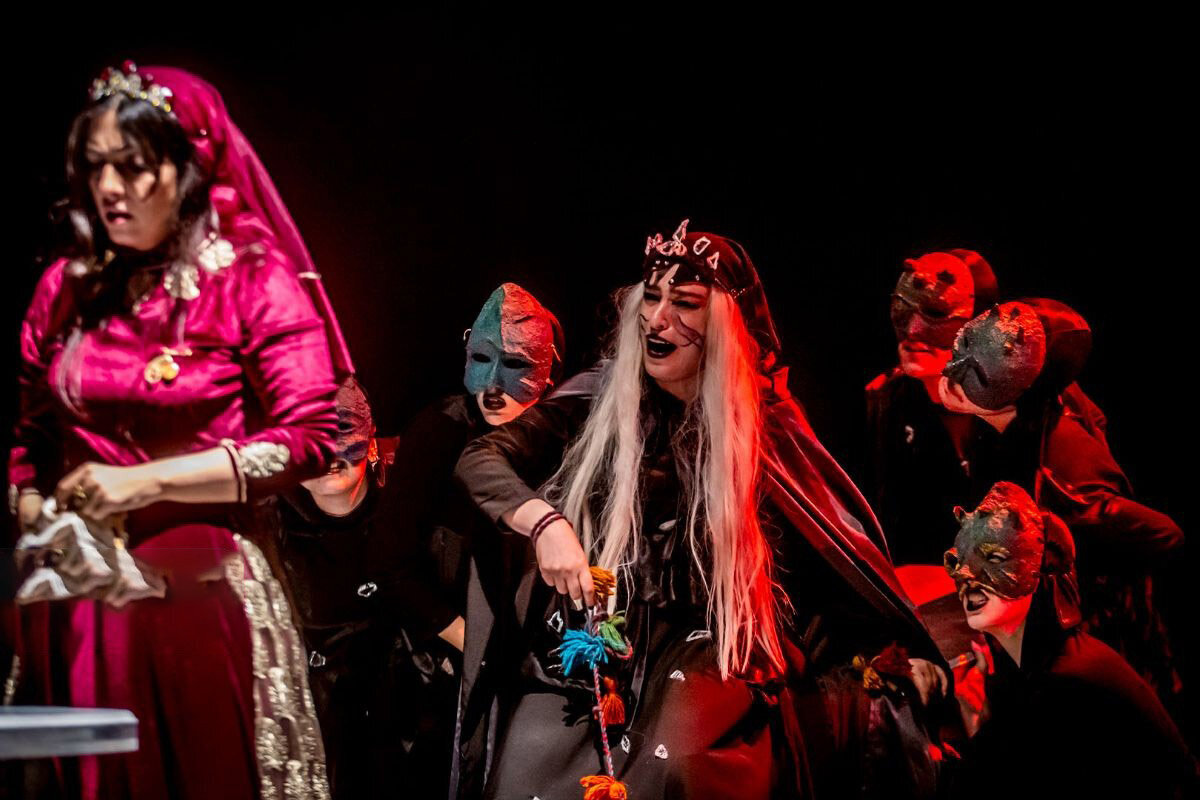 از «کانگوروی ژاپنی» تا «تحفه نطنز» روی صحنه تماشاخانههای تهران اجرا می شود