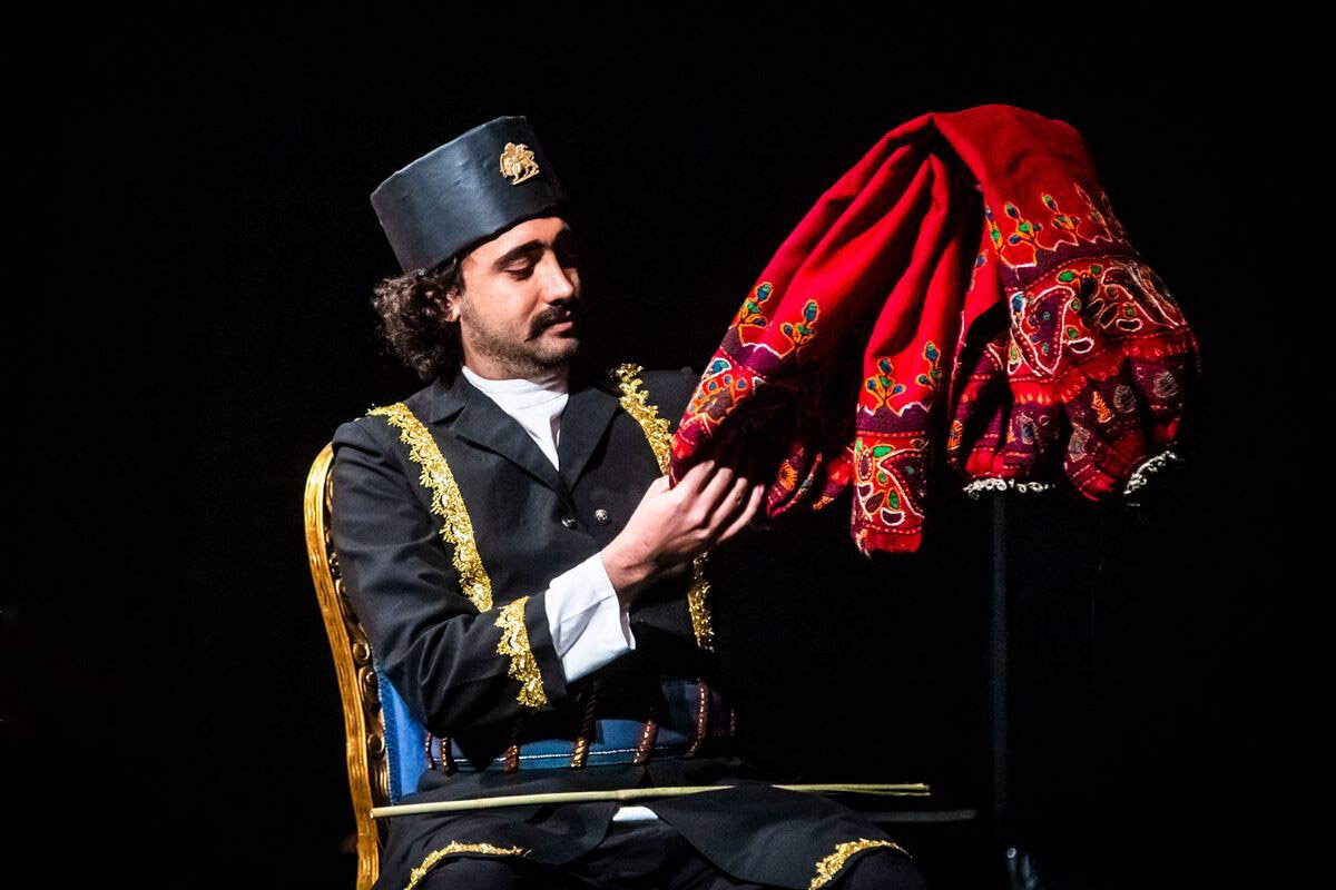 از «کانگوروی ژاپنی» تا «تحفه نطنز» روی صحنه تماشاخانههای تهران اجرا می شود