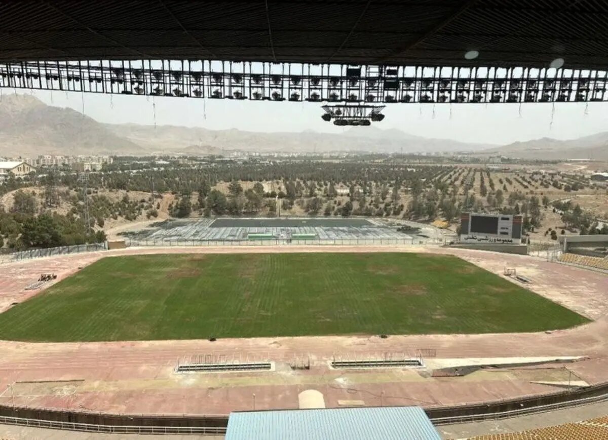 تعویض زمین چمن تختی در راه است