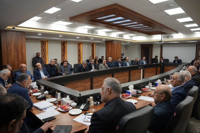 بازرس کل گیلان: قانون حمایت از کسب و کار نباید معلق بماند