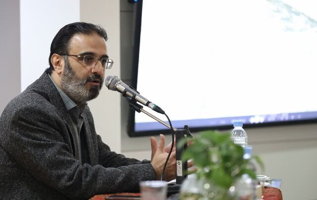 حاج حسین ملک؛ پیشگام وقفهای نوآورانه در ایران معاصر