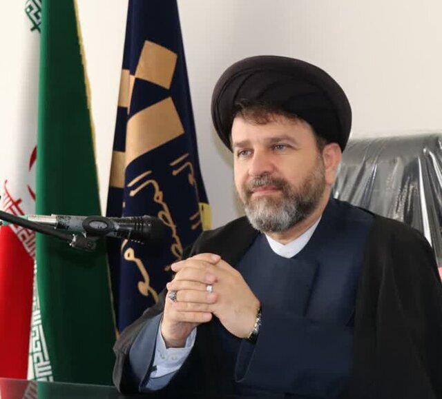 یک استاد دانشگاه: سلسله پهلوی، محصول کودتا و حمایت قدرتهای خارجی بود