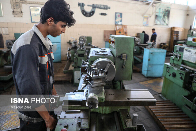 خبر وزیر کار درباره مدیریت مراکز فنی و حرفه‌ای