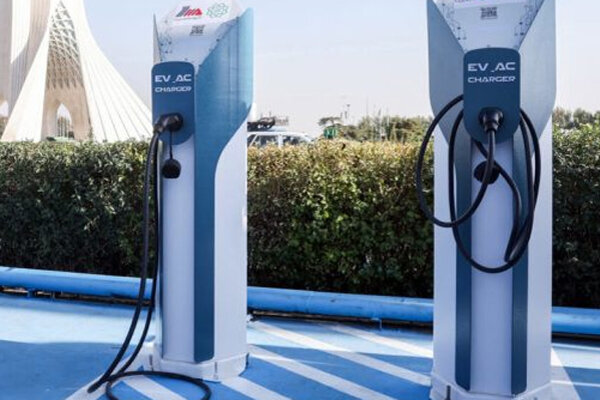 ایستگاه شارژ خودروهای برقی کیان‌شهر آماده بهره‌برداری شد